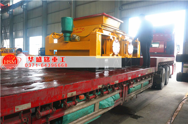 對(duì)輥式破碎機(jī)廠(chǎng)家