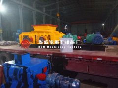 雙齒輥破碎機如何排料才能不堵料？